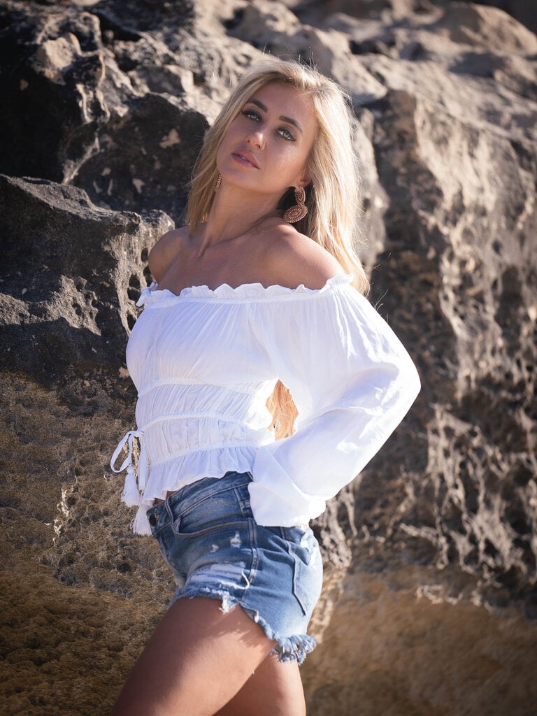Honey & Stone Co MOLLY WHITE TOP