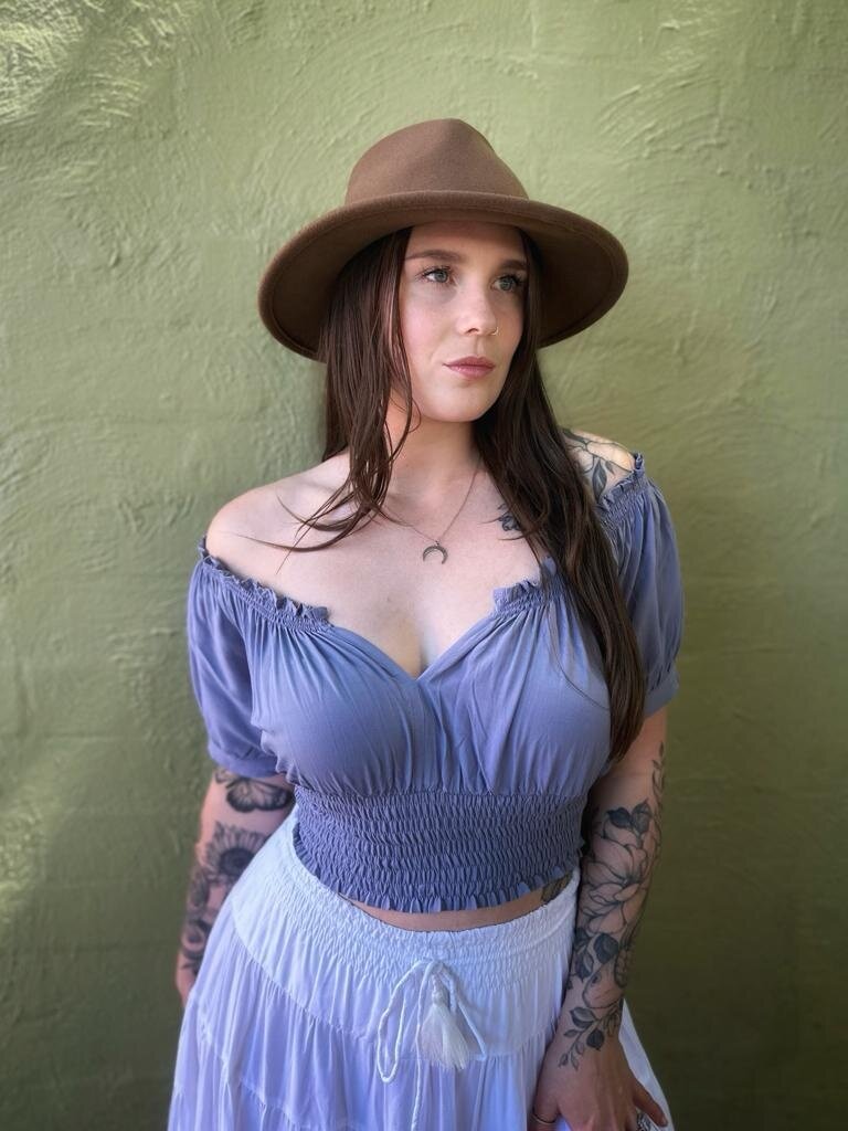 Honey & Stone Co AVA CROP TWILIGHT