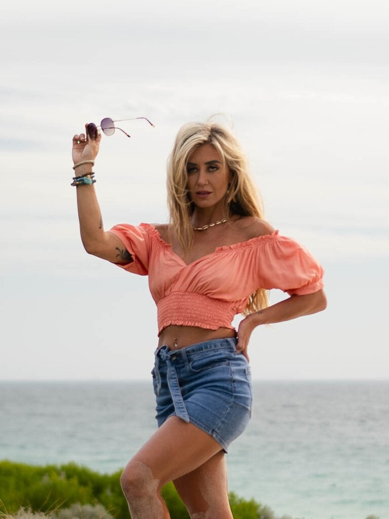 Honey & Stone Co AVA SUMMER PEACH CROP
