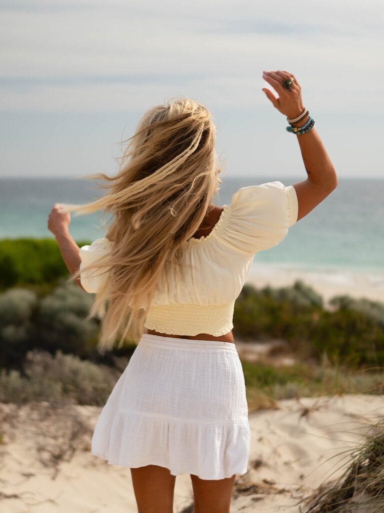 Honey & Stone Co AVA VINTAGE CREAM CROP