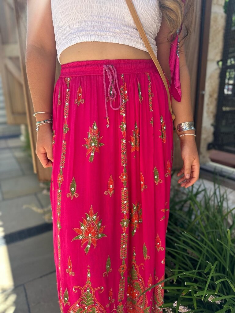 LUNA PINK MAXI SKIRT