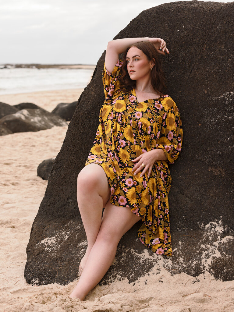 Honey & Stone Co BUTTERFLY LUNA FLOWER MINI