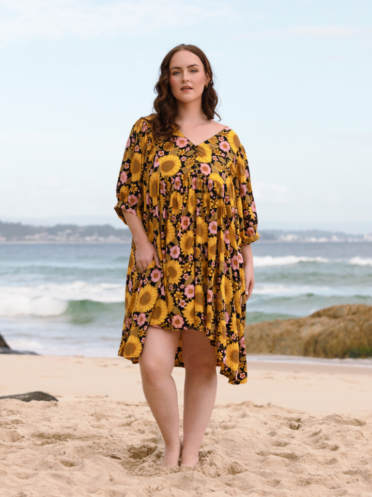 Honey & Stone Co BUTTERFLY LUNA FLOWER MINI