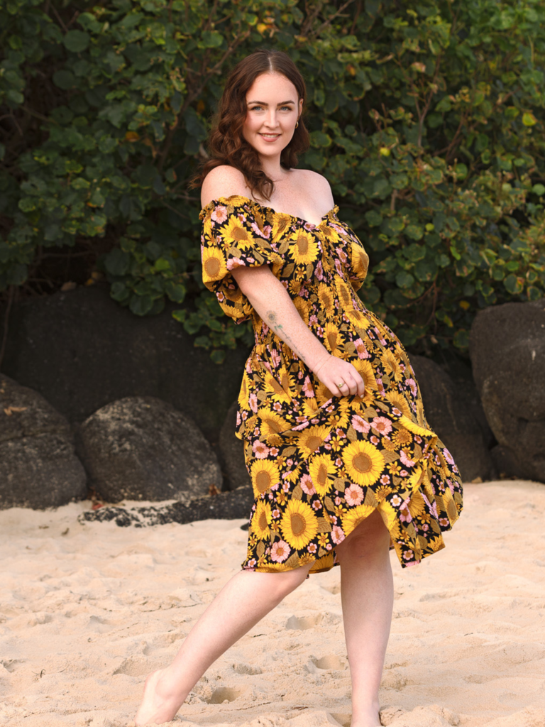 Honey & Stone Co OLIVIA LUNA FLOWER MINI