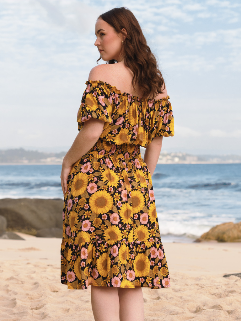 Honey & Stone Co OLIVIA LUNA FLOWER MINI