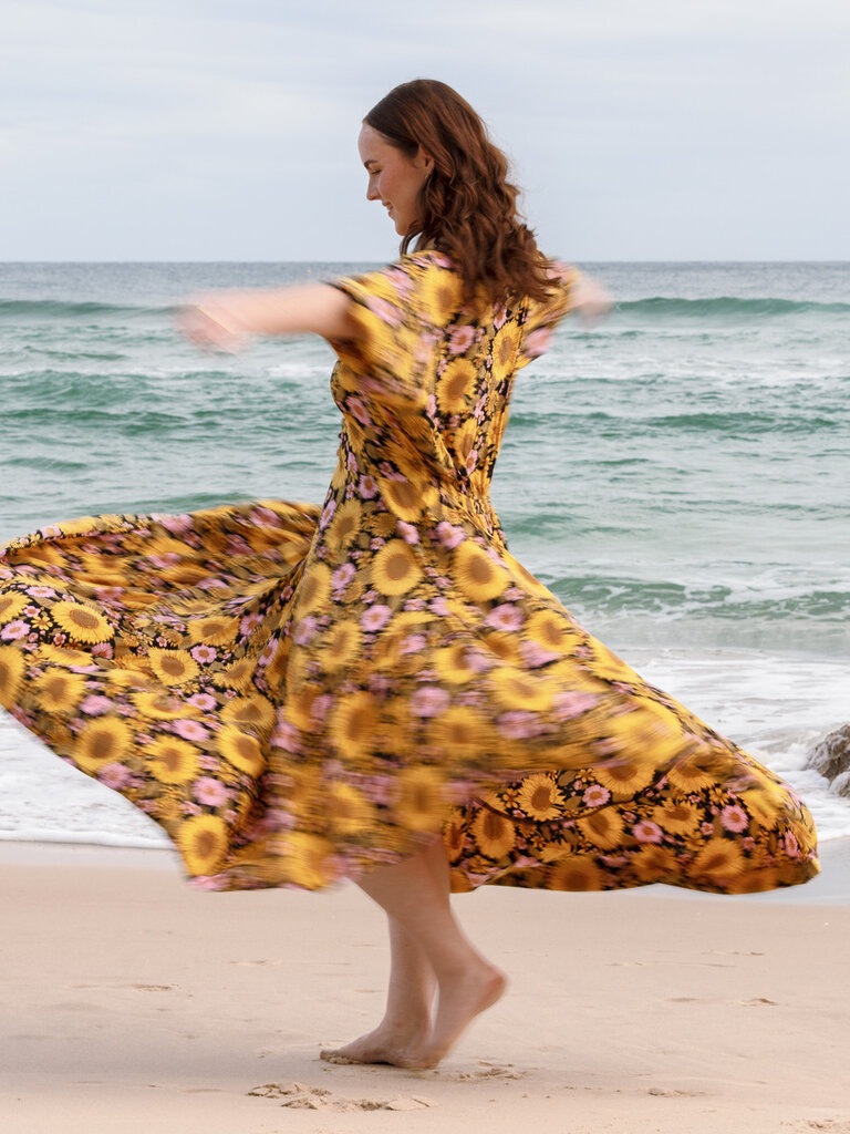 Honey & Stone Co VERA LUNA FLOWER MAXI