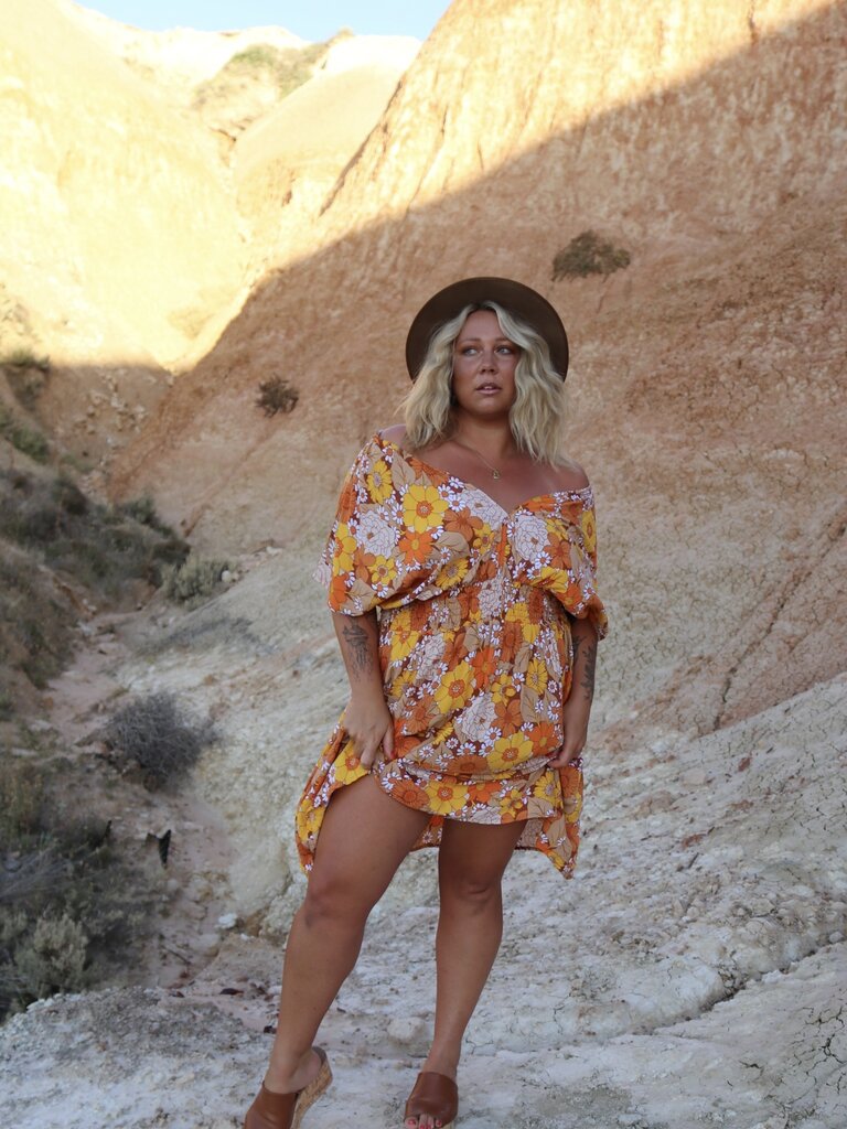 Honey & Stone Co LIA MARIGOLD MINI