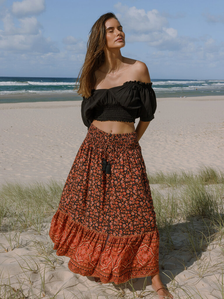 Honey & Stone Co AVA BLACK CROP