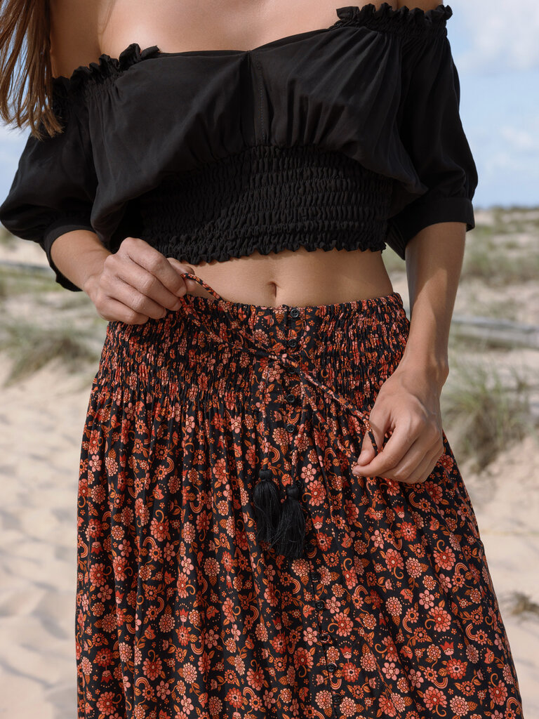 Honey & Stone Co AVA BLACK CROP
