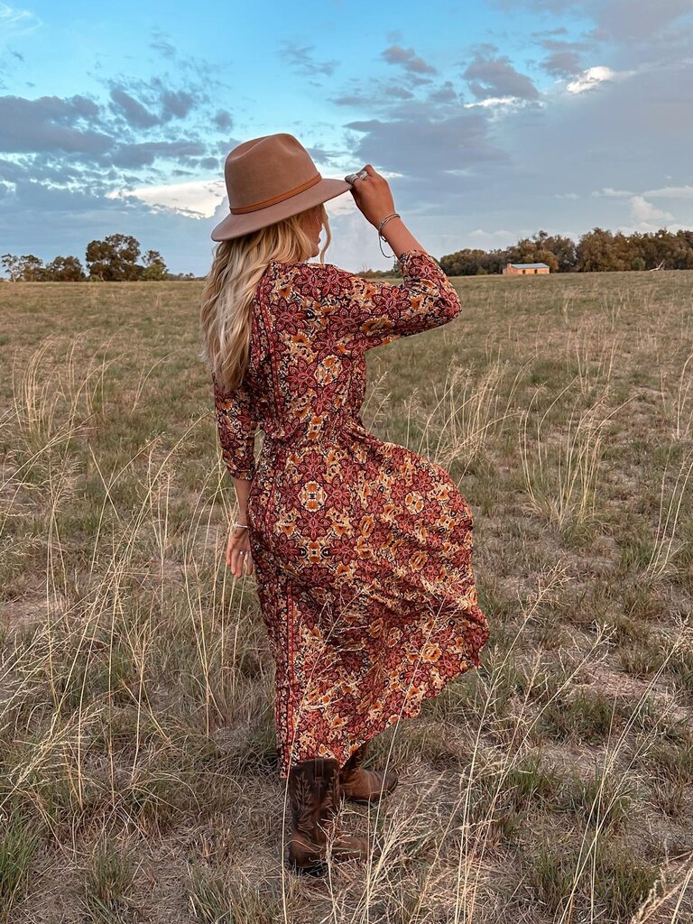 LONG SLEEVE SOLSTICE MAXI