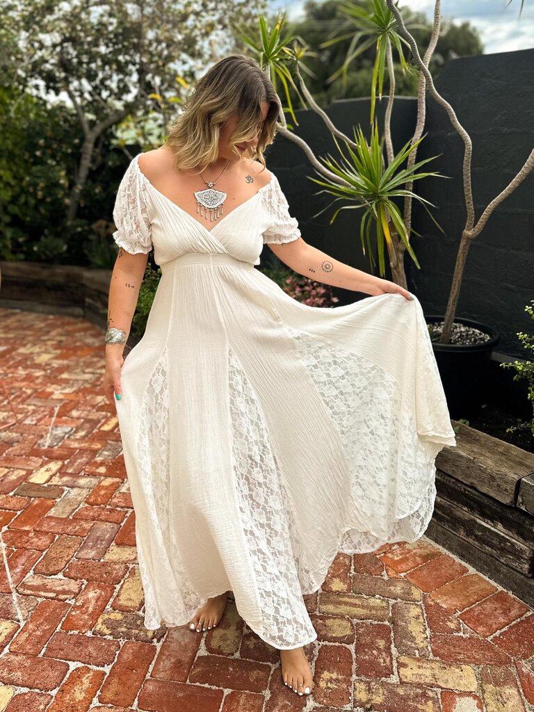Moon Flower The Label STEVIE NICKS VINTAGE CREAM MAXI