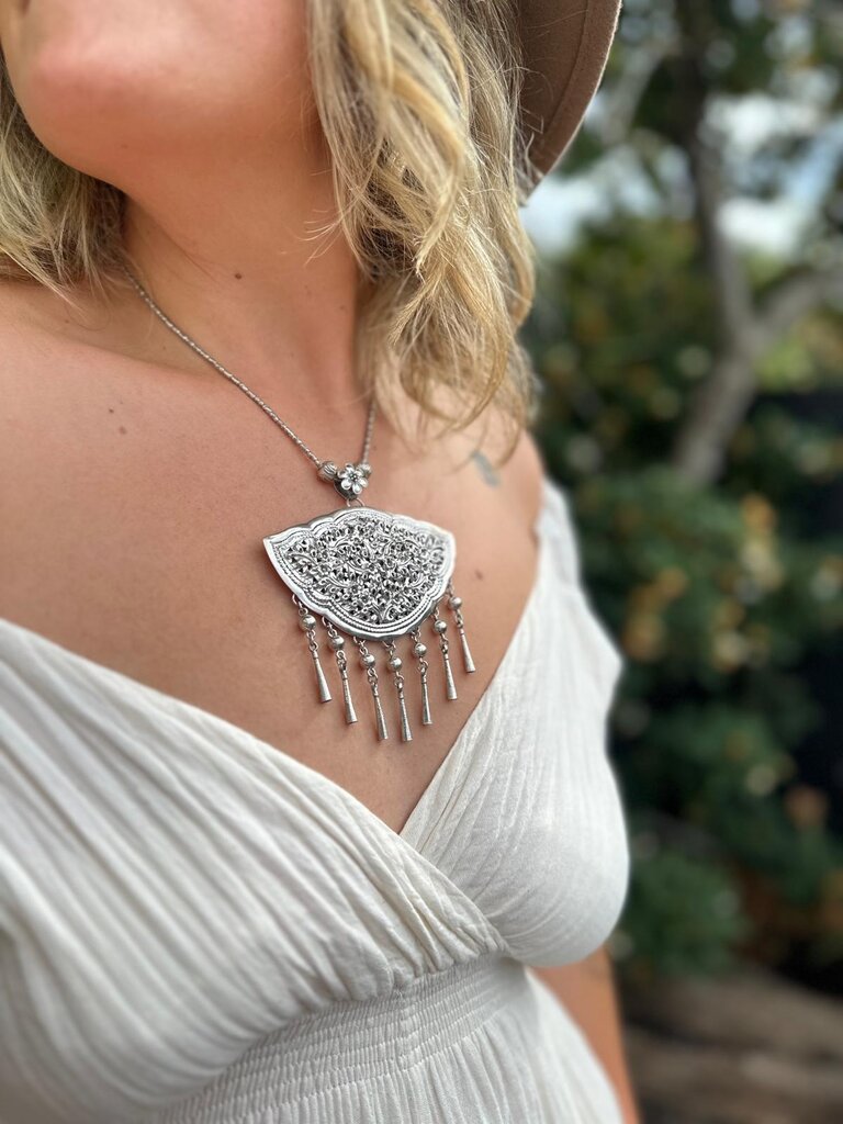 Moon Flower The Label SUN KISS NECKLACE