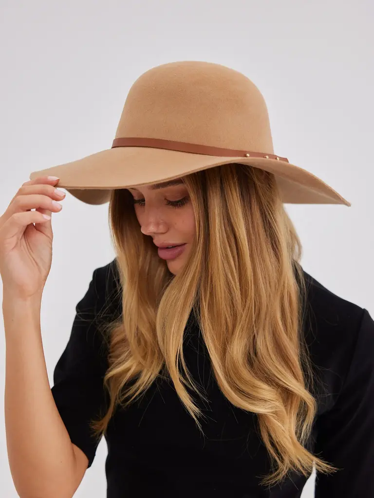 Holiday BYRON TAN HAT