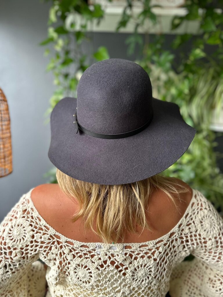 Holiday BYRON CHARCOAL HAT