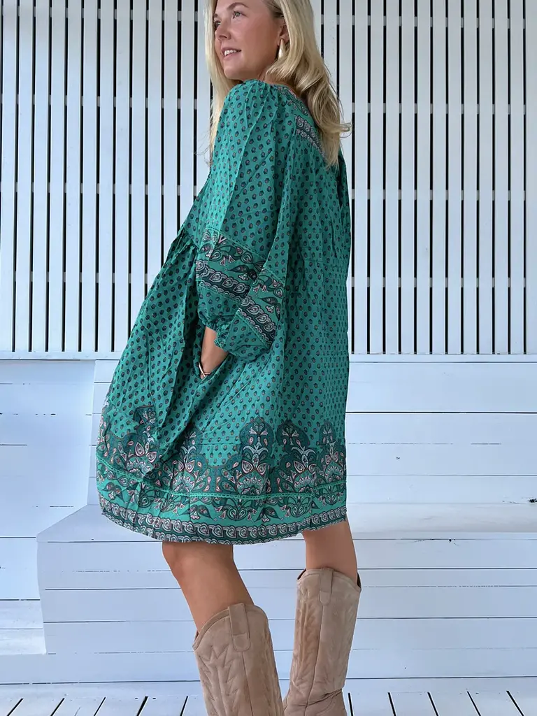 Jaase ADELA  AKIRA MINI