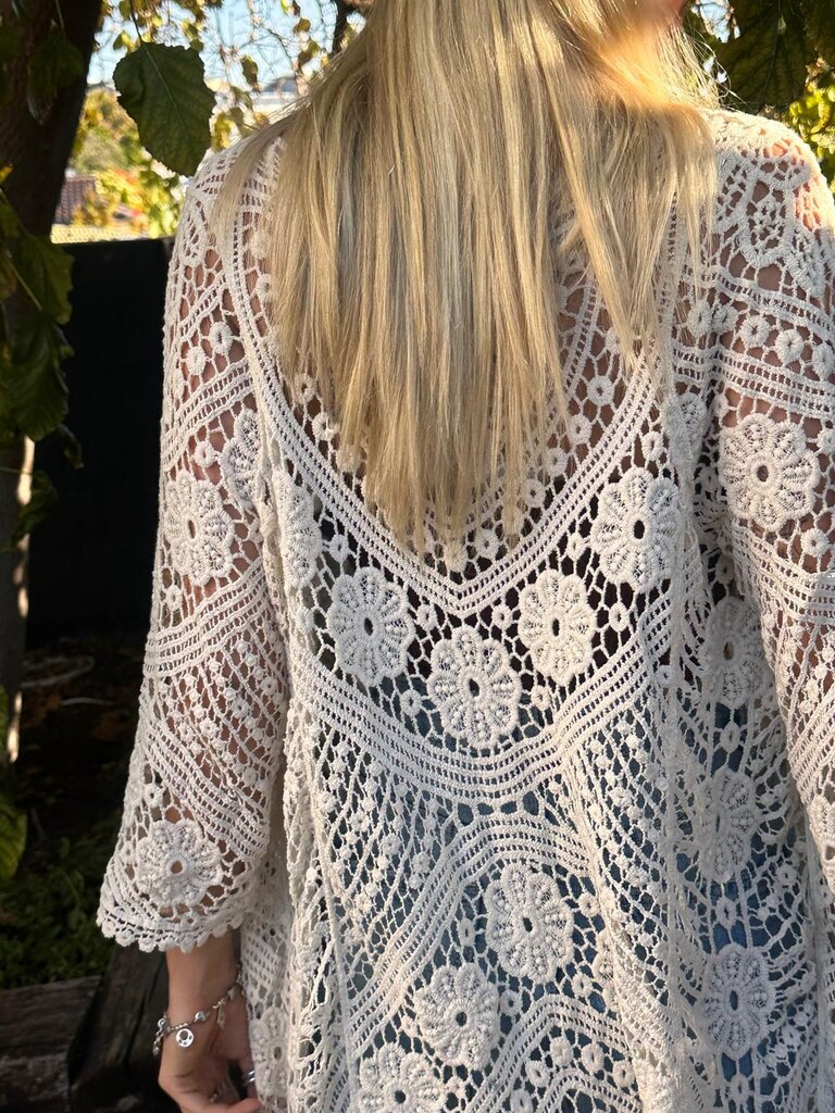 DYLAN VINTAGE CREAM CARDIGAN