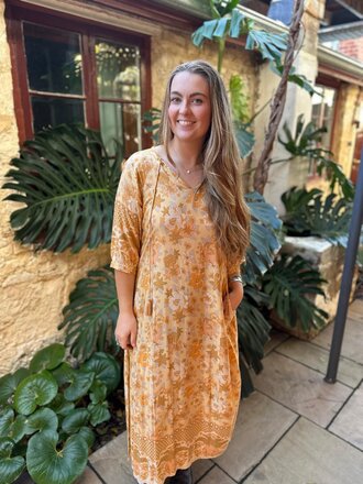 Honey & Stone Co CLEO GOLDEN SPICE MAXI Honey & Stone Co CLEO GOLDEN SPICE MAXI