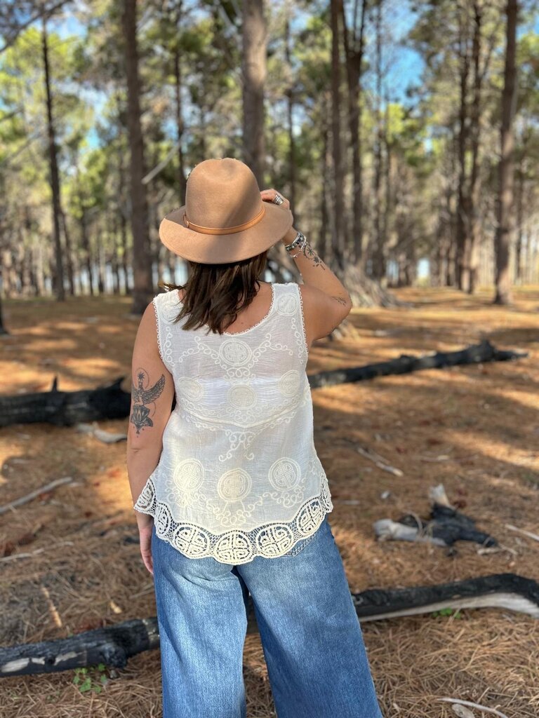 Naked Gypsy CARLI VINTAGE CREAM TOP