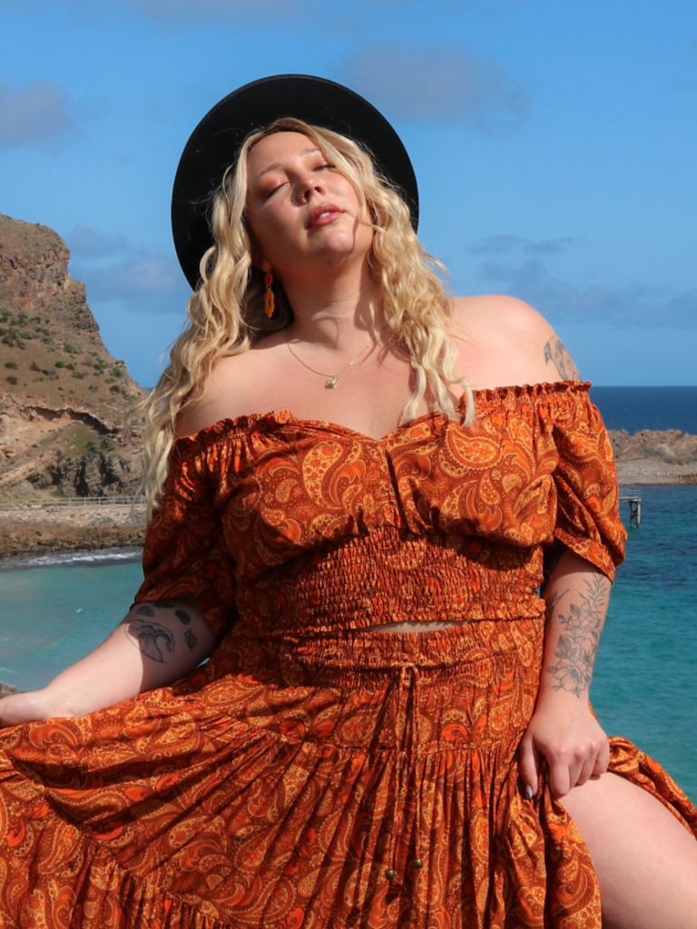 Honey & Stone Co AVA FLEETWOOD CROP