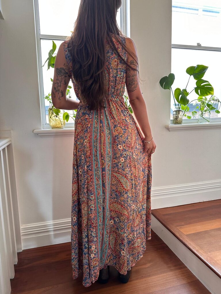Cienna SLEEVELESS WRAP MONI MAXI