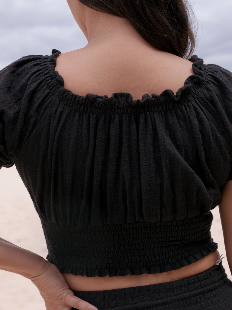 Honey & Stone Co EVE BLACK CROP