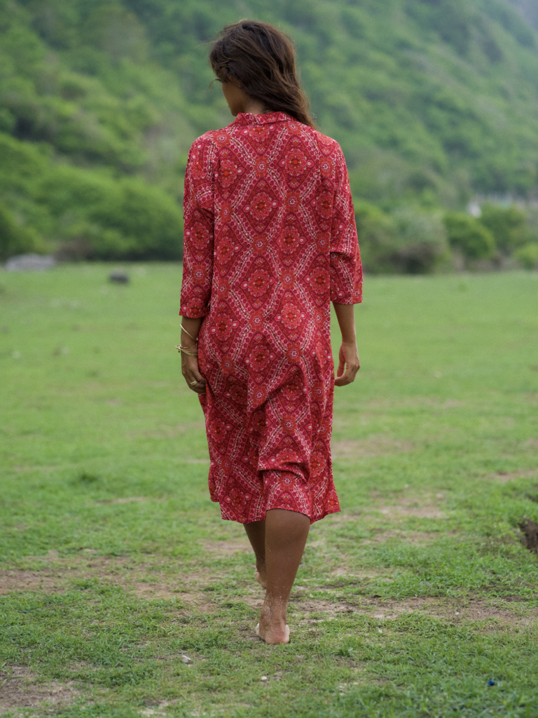 Honey & Stone Co RETREAT SHIRT CHERRY RIPE MIDI