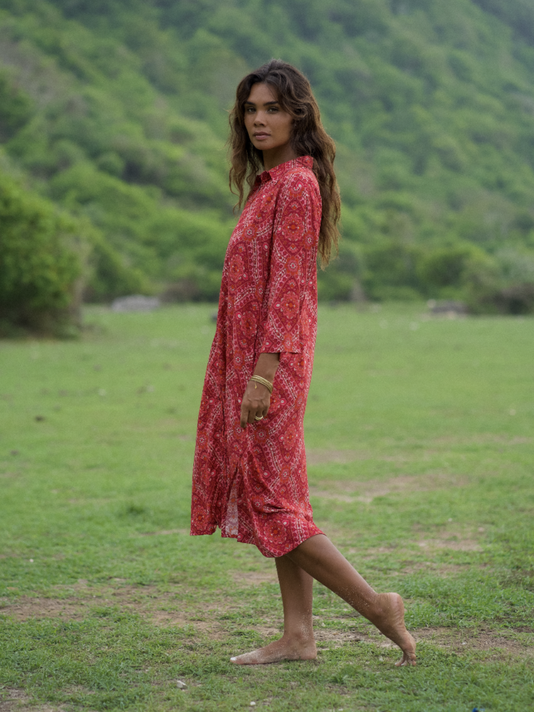 Honey & Stone Co RETREAT SHIRT CHERRY RIPE MIDI