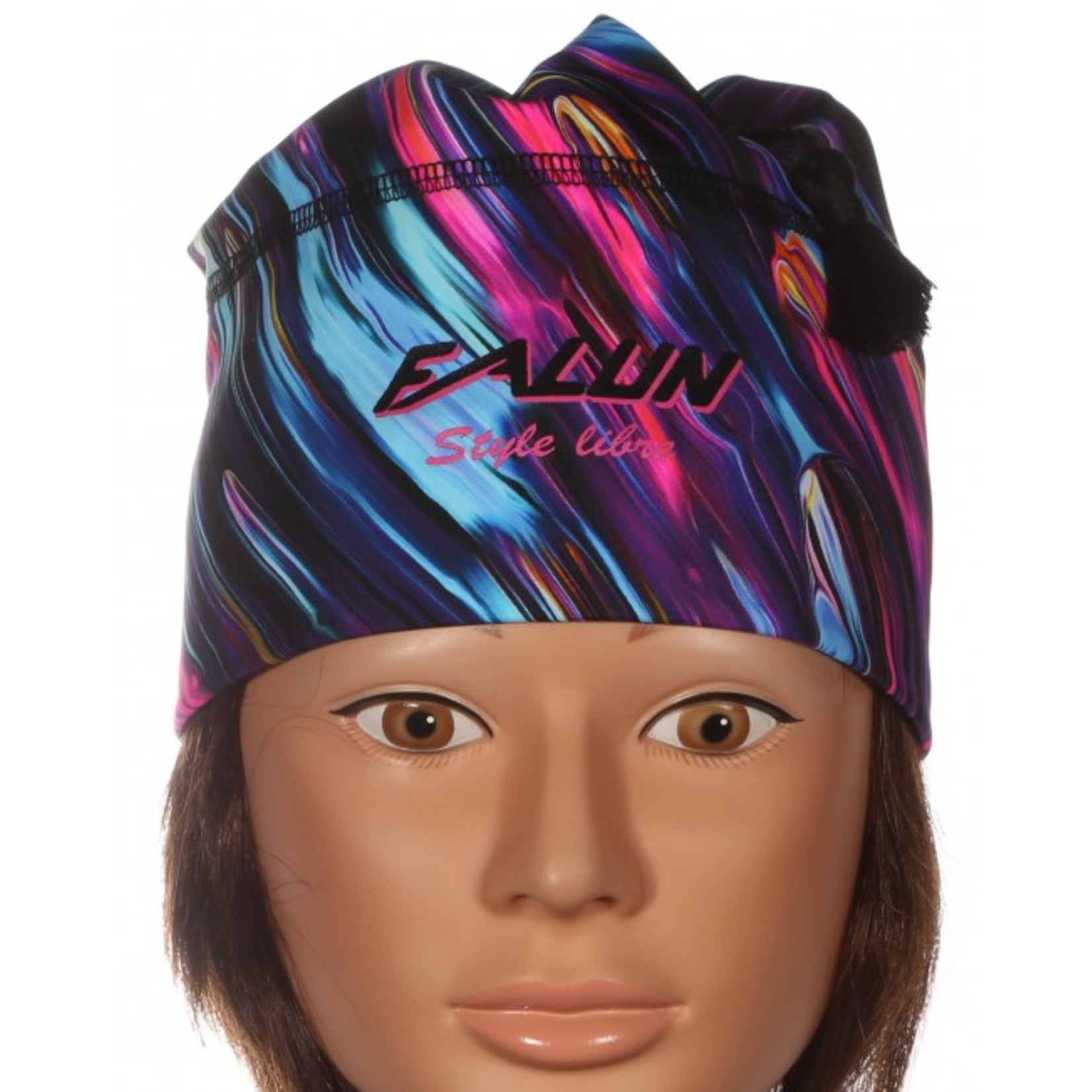 Falun Tuque style libre ponytail de Falun