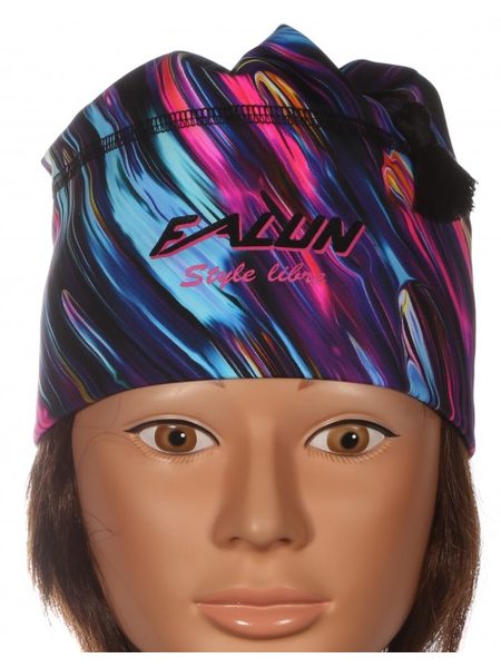 Falun Tuque style libre ponytail