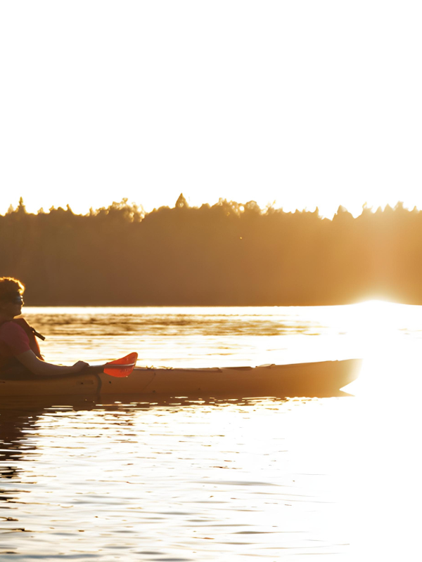 Maïkan Balade en soirée | Traversée du fleuve Saint-Laurent