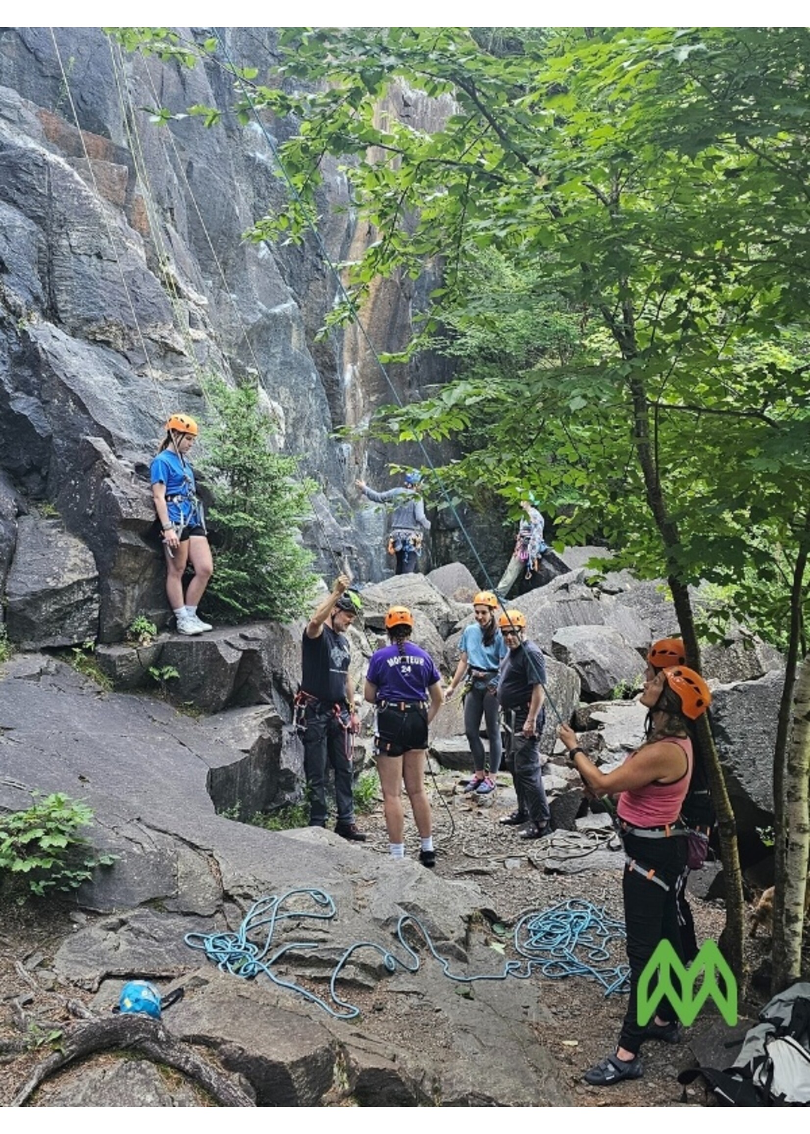 Maïkan Découverte de l'escalade de roche | Île Melville