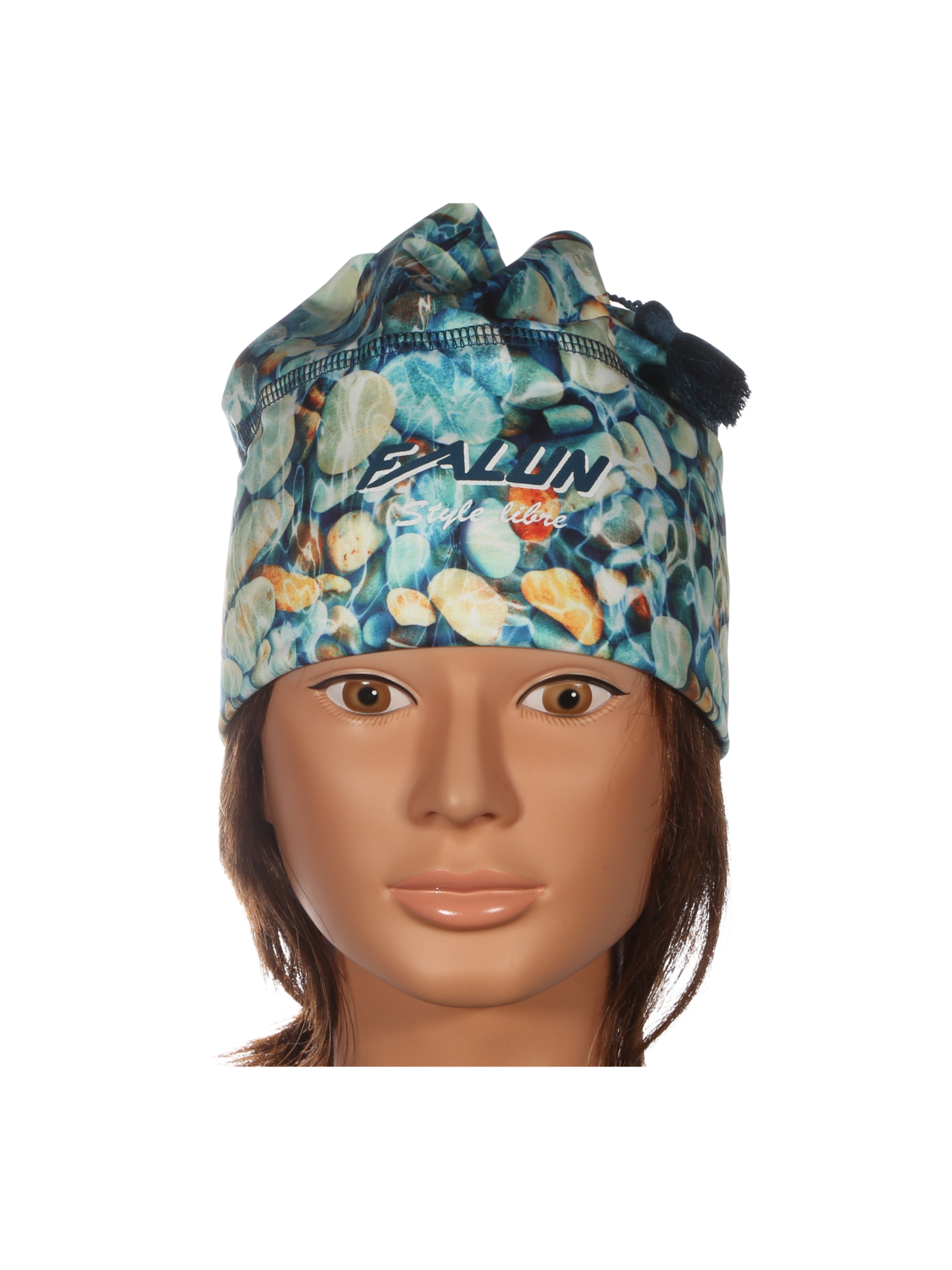 Falun Tuque style libre ponytail