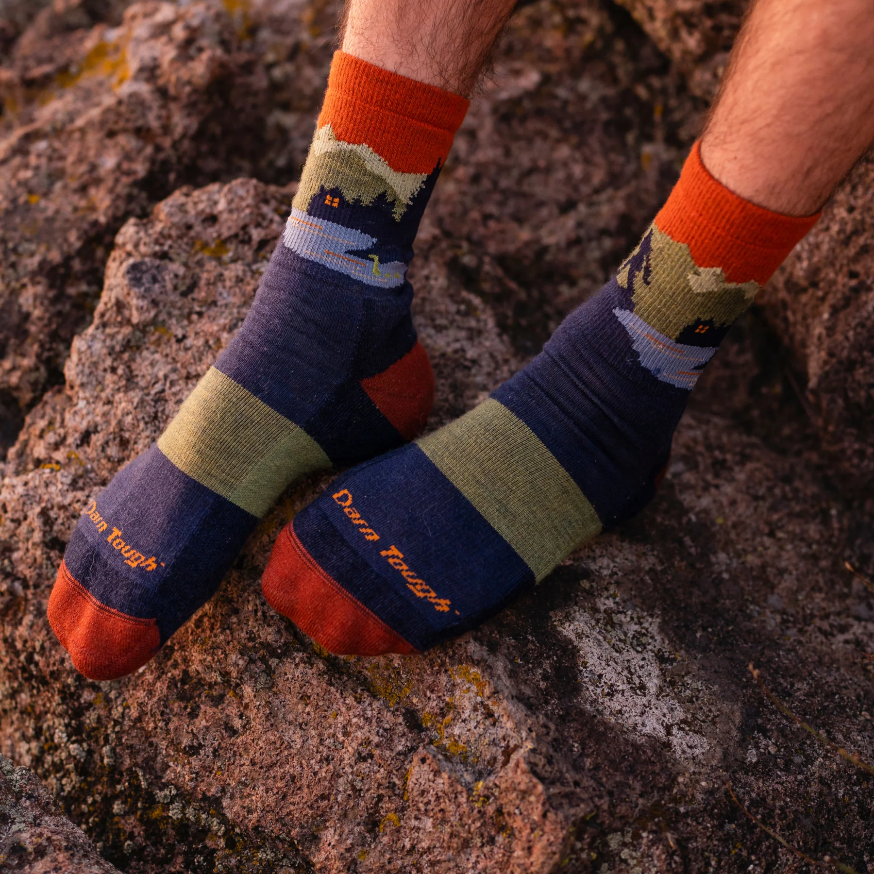 Darn Tough Chaussettes Men's Close Encounters Micro Crew Midweight Hiking Socks