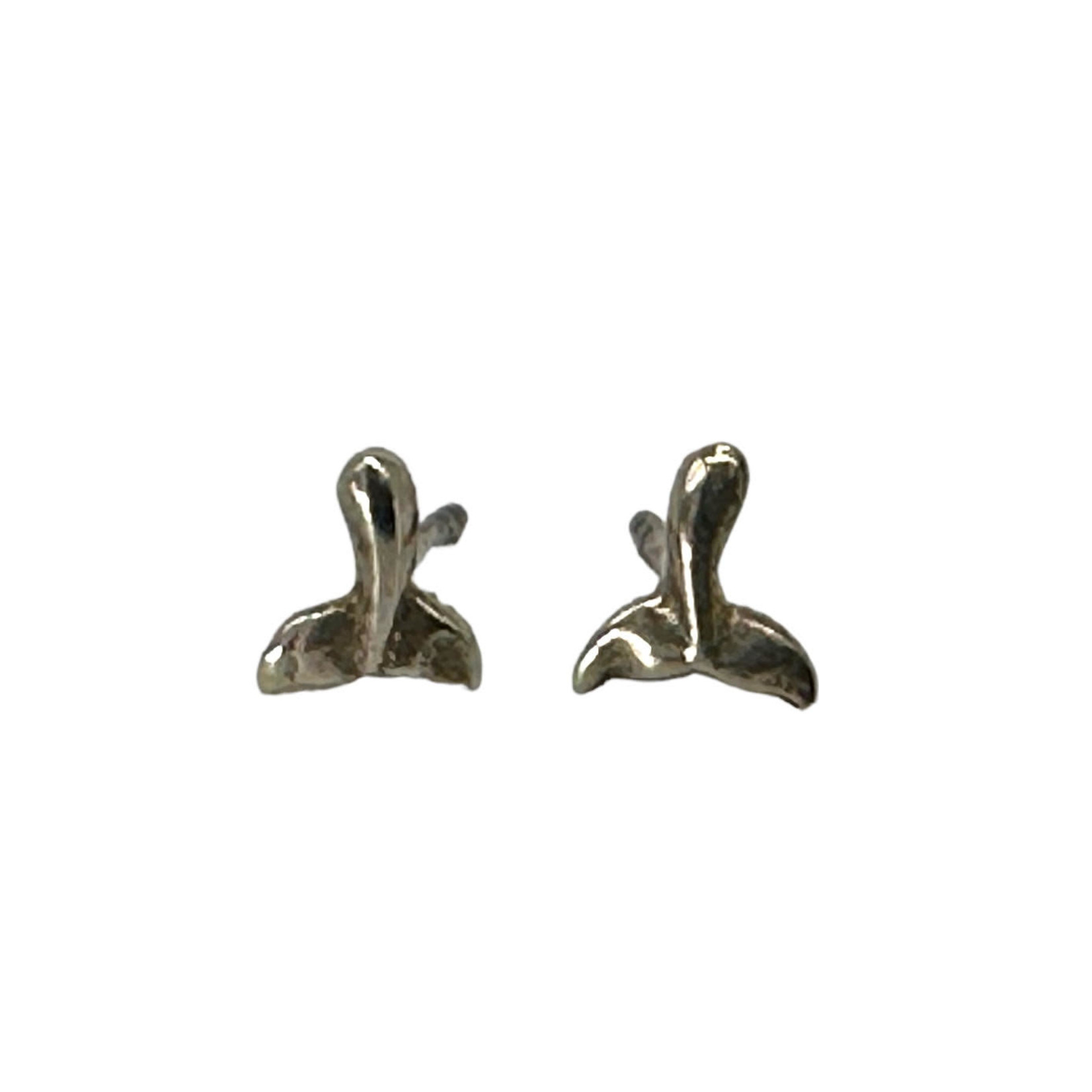 SE260 Sterling Silver Mini Whale Tail Stud Earrings