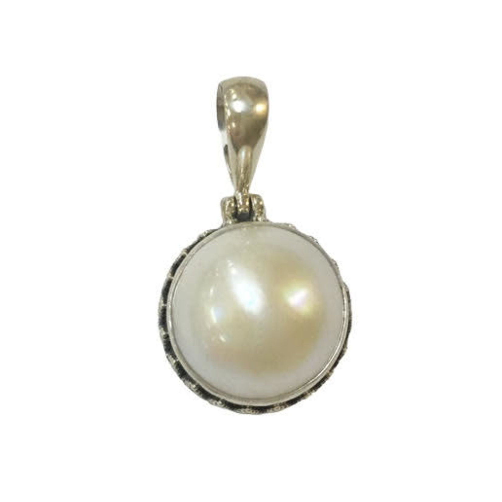P141 Sterling Silver Crown Mabe Pearl Pendant