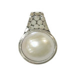 P140 Sterling Silver Circles Mabe Pearl Pendant