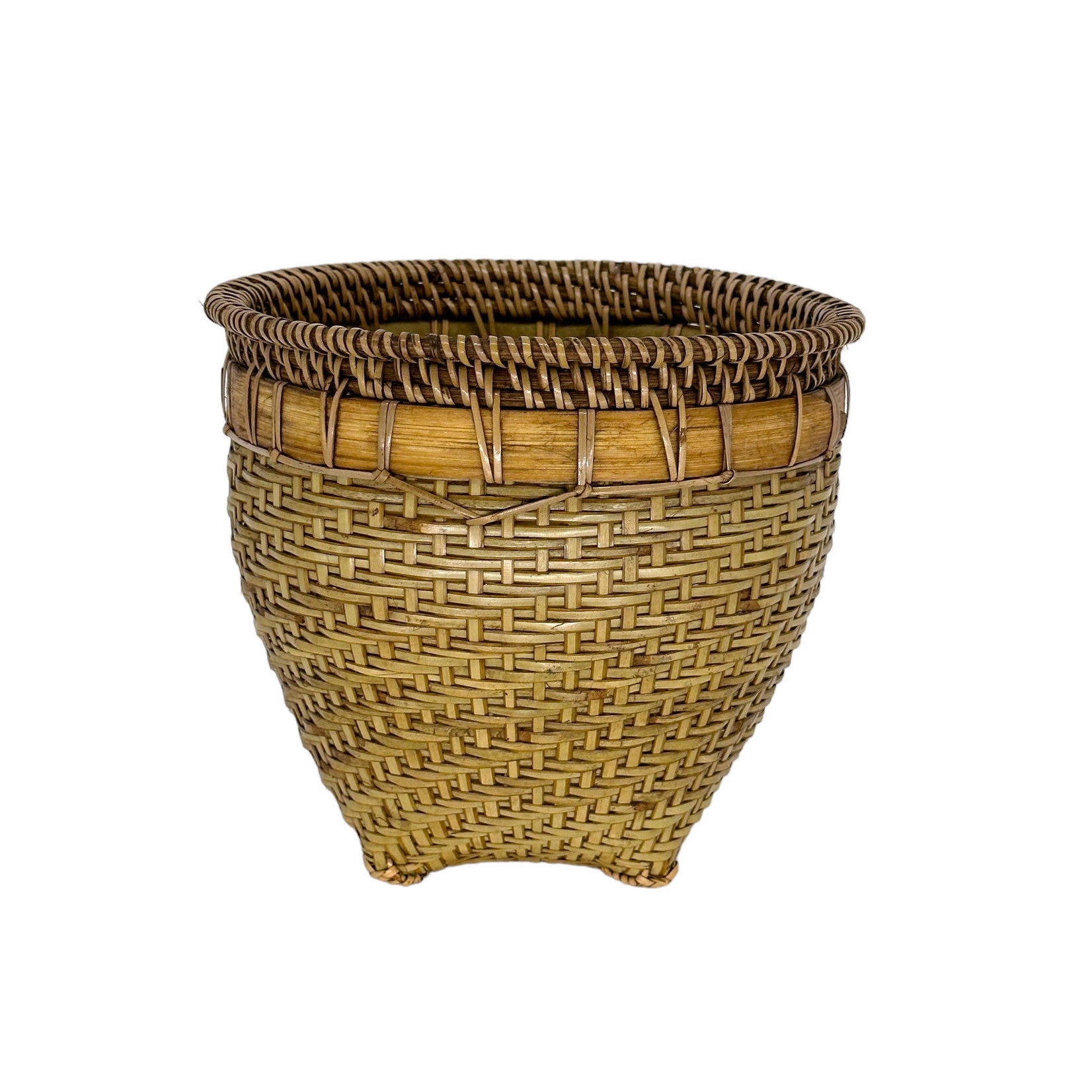 Hand Made Tan Bamboo Basket Size 4 (25cm Diameter x 21cm Deep)