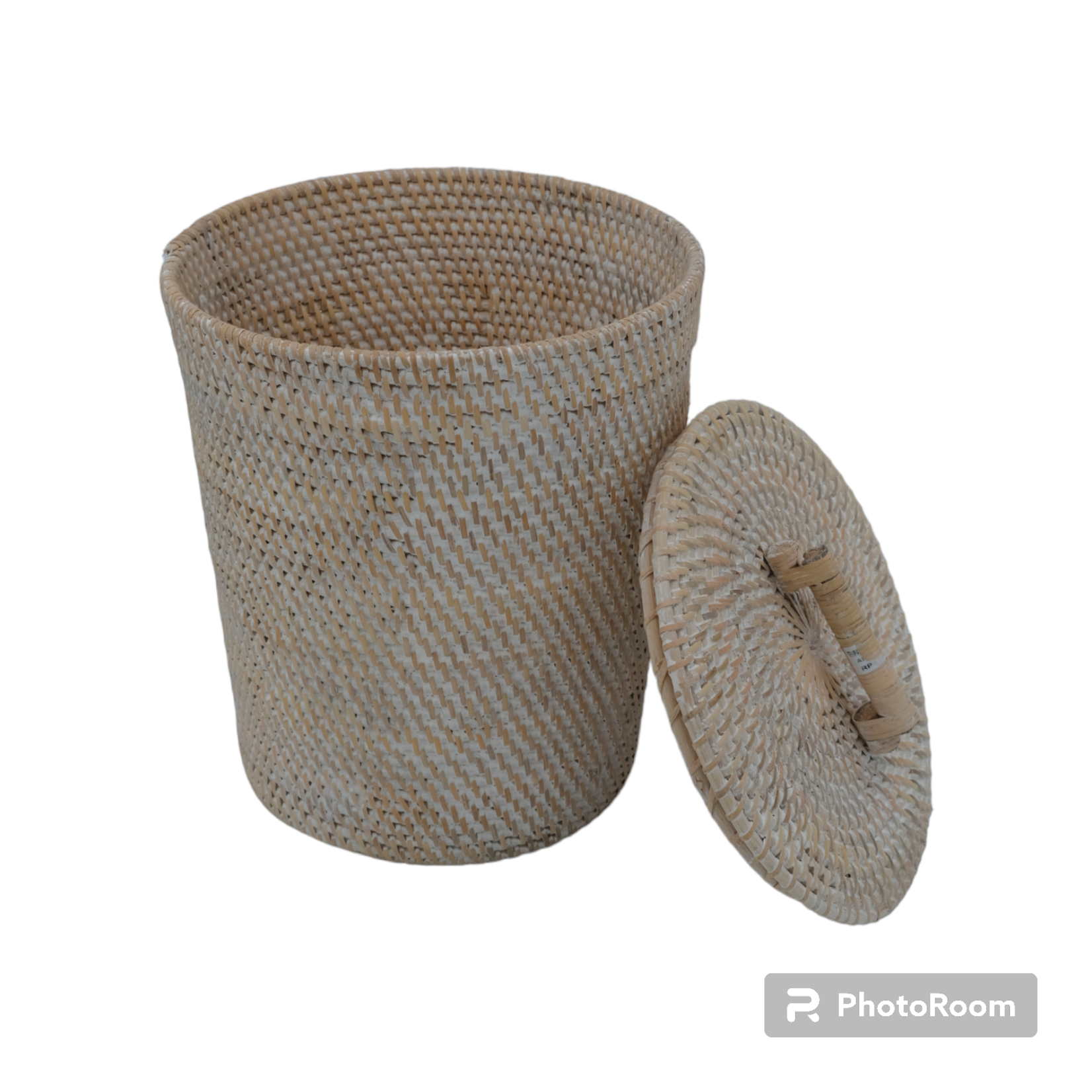 Hand Woven Rattan Bin With Lid White Wash