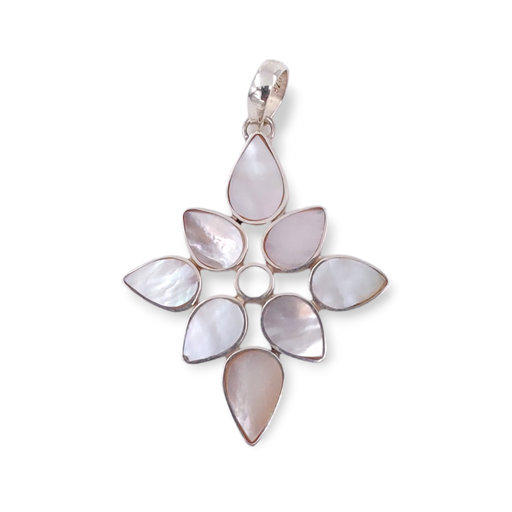 P454 Sterling Silver Mother of Pearl Flower Pendant