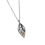 Tricolor Mother of Pearl Wavy Line Leaf Necklace