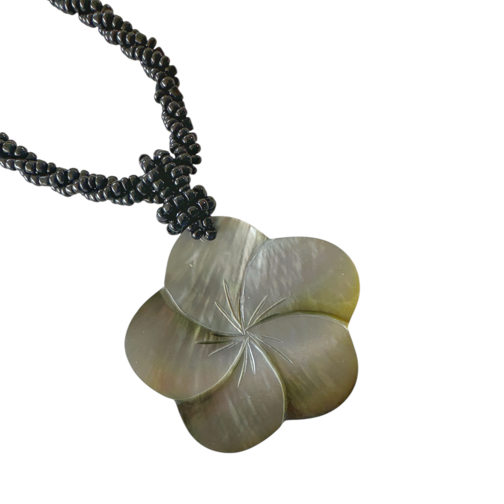 NB1 Island Shell Necklace Carved Flower with Black Beads