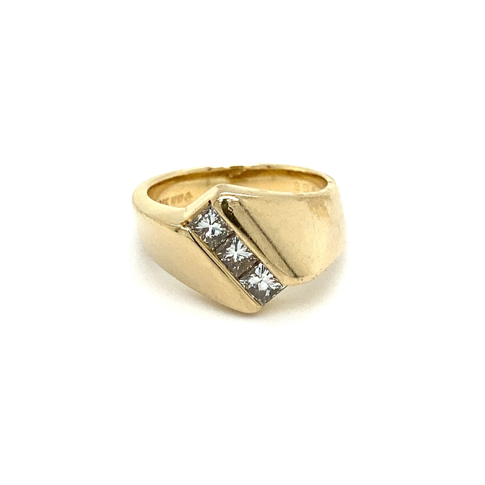 14k Yellow Gold Diamond ring D+/-.48cttw size 6