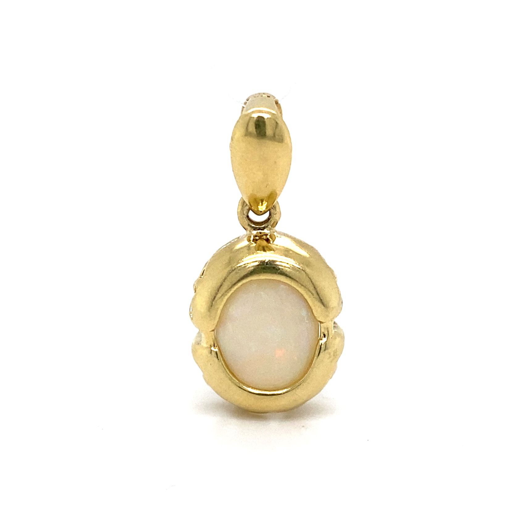 14K Yellow Gold 11x9mm Opal pendant