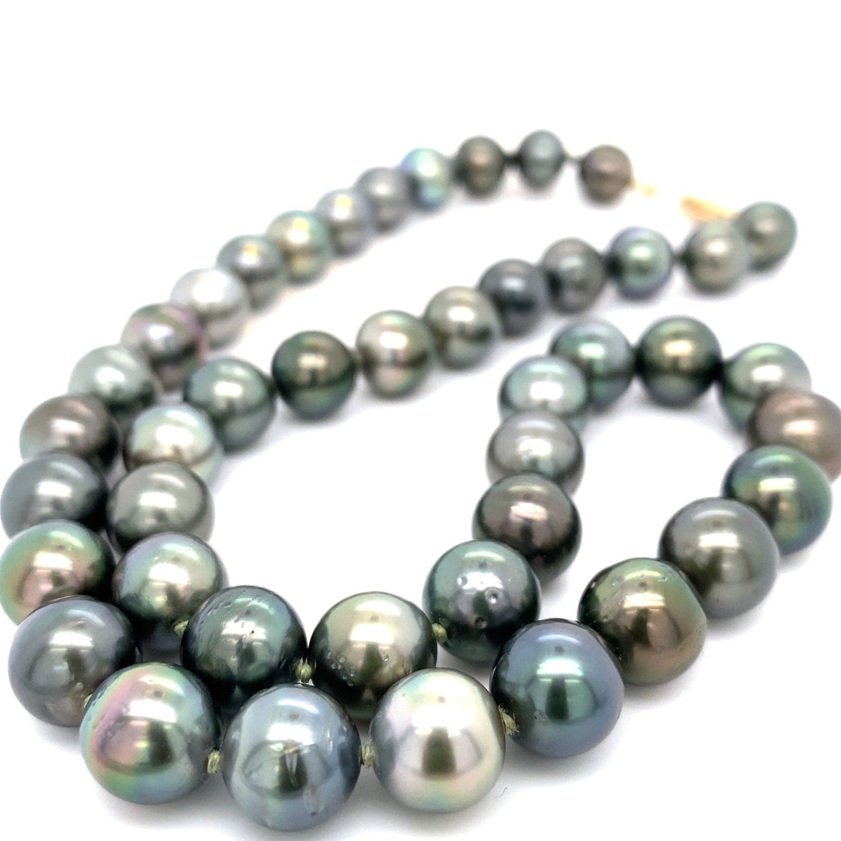 14k Yellow Gold 18" 9-10mm Tahitian Pearl Strand