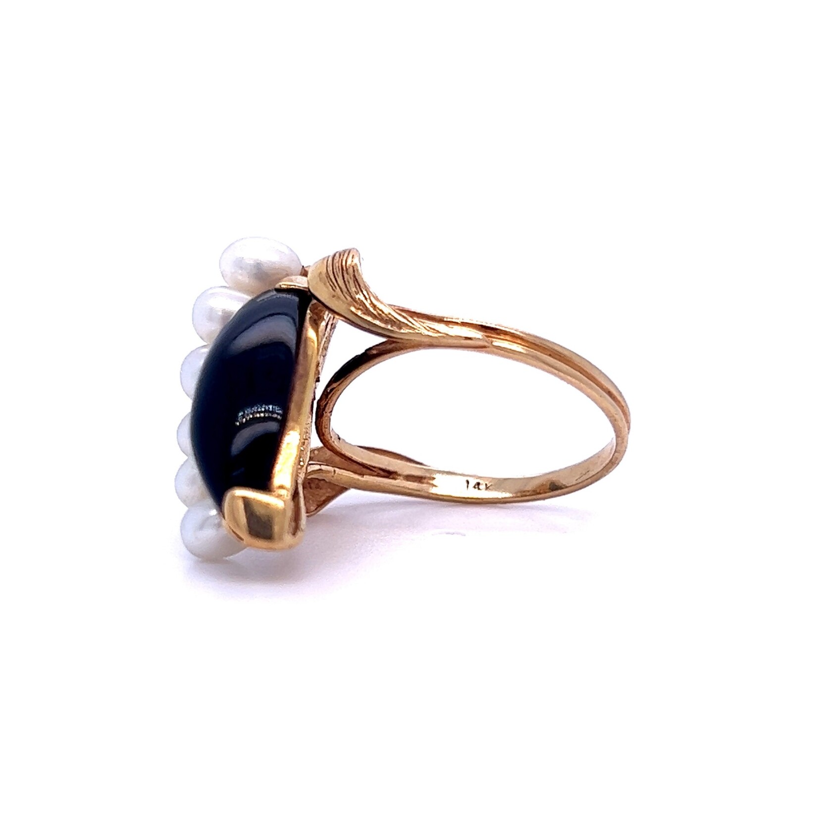 14K Yellow Gold  Black Coral Fresh Water Pearl Ring size 6.25