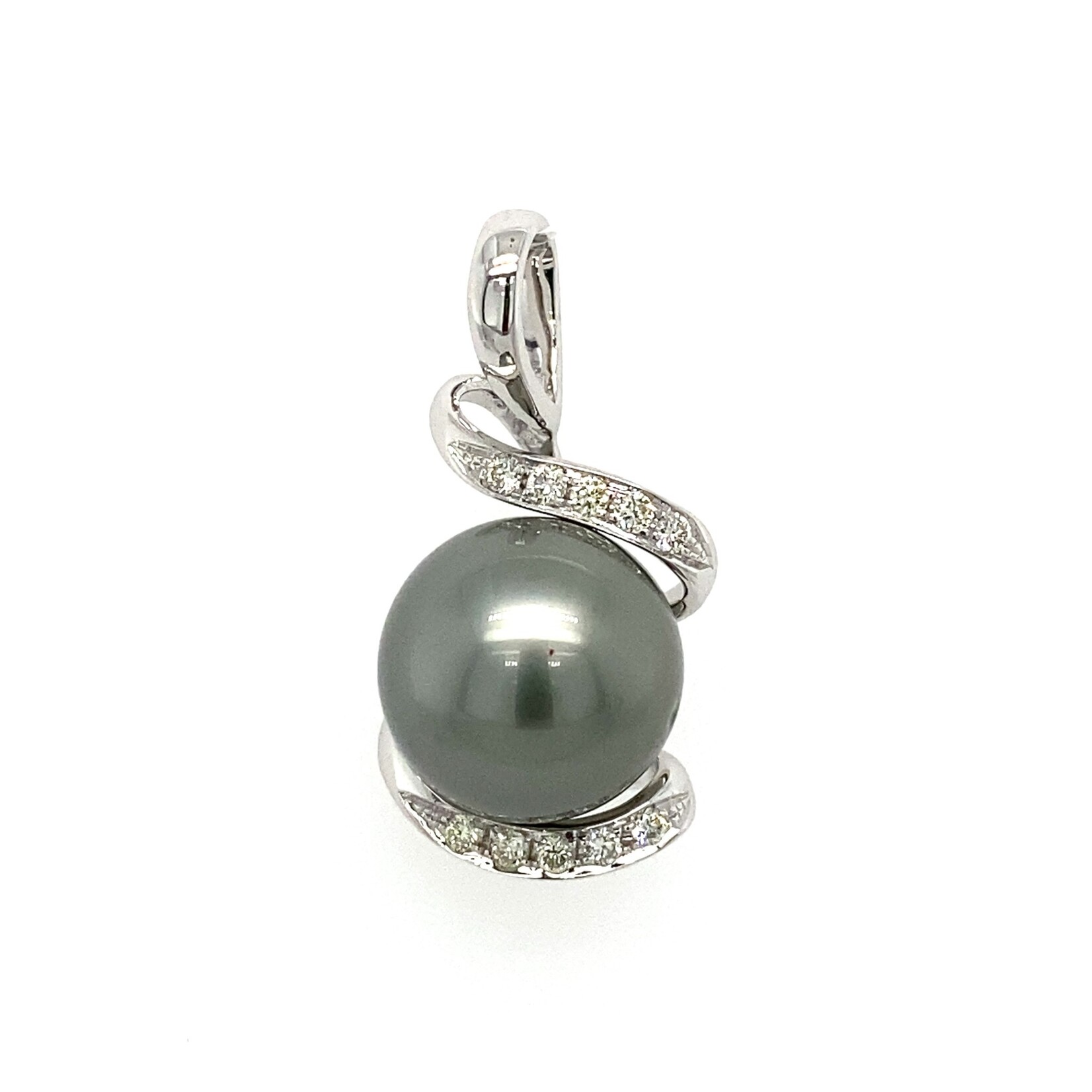 14K White Gold 11mm Tahitian Pearl Diamond wrapped pendant D.13cttw