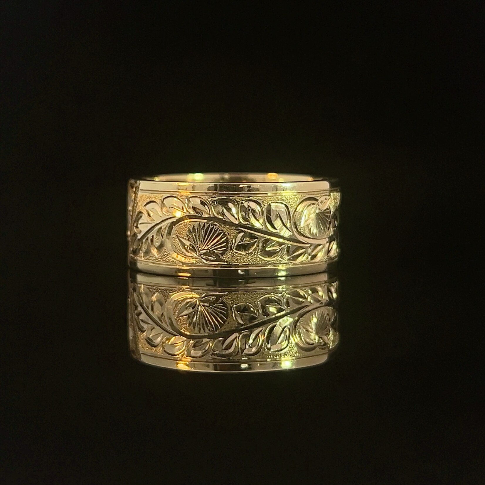 14K Yellow Gold 10mm ʻŌhia Lehua 3 Diamond Ring