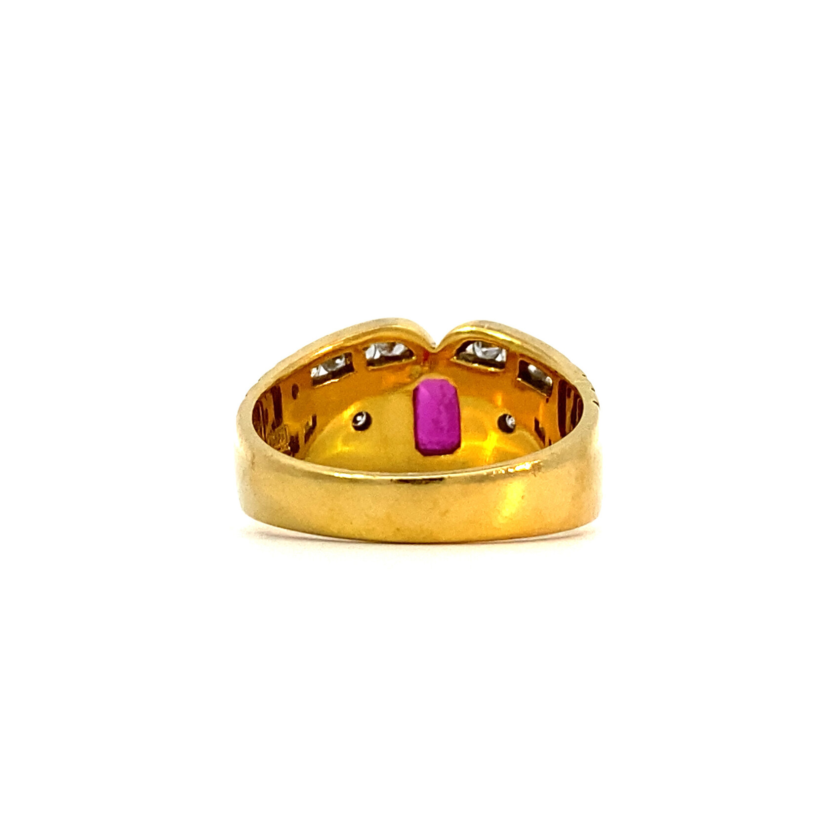 18K Yellow Gold Ruby & Diamond Ring size 7