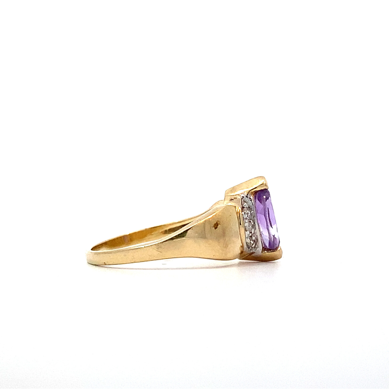 14K Yellow Gold Amethyst and Diamond Ring size 5