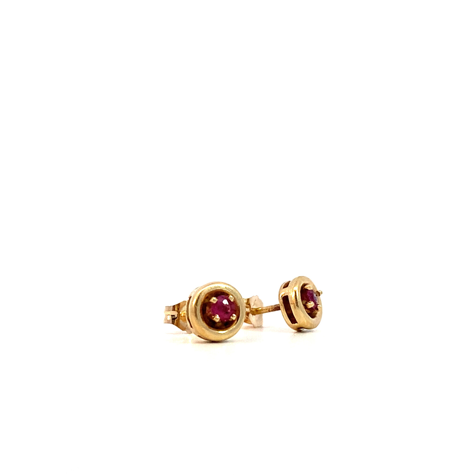 14K Yellow Gold Red Stone Studs